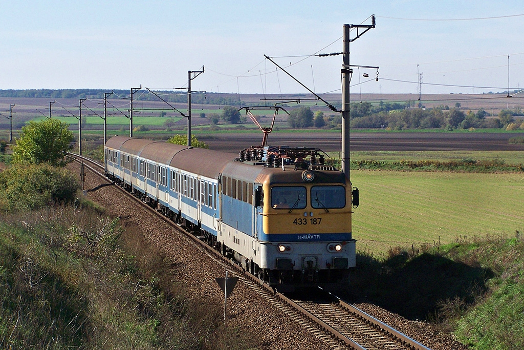 433 187 Csibrák (2012.10.20).