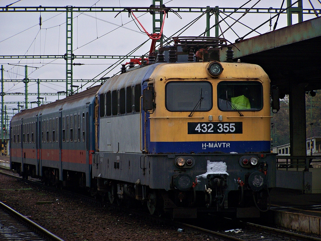 432 355 Szolnok (2012.10.29)02