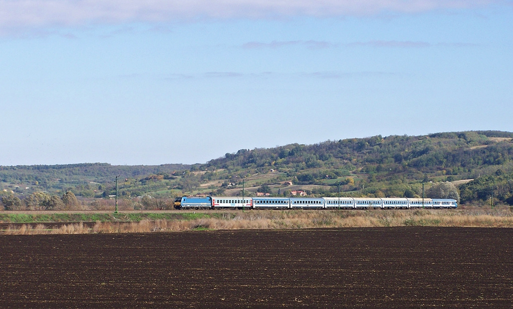 480 008 Döbrököz (2012.10.31).