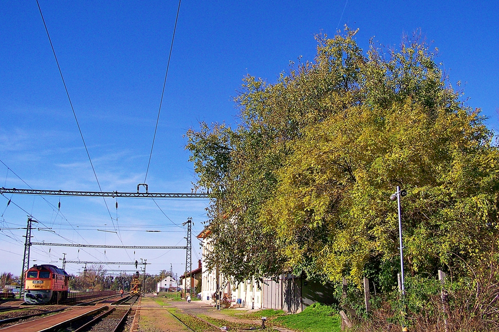 628 235 Dombóvár alsó (2012.11.08).