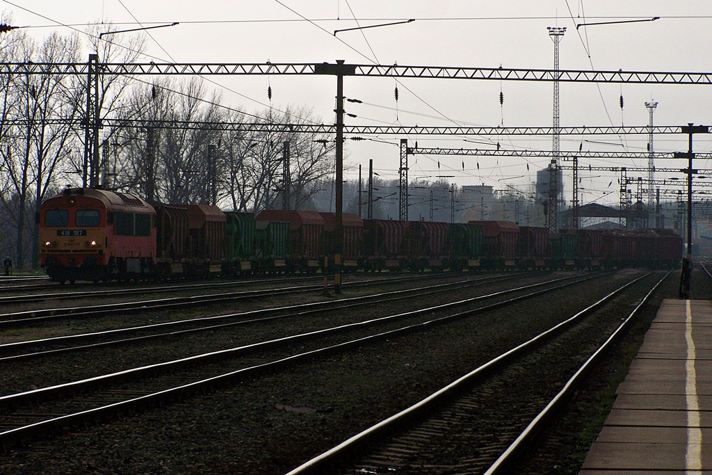 418 187 Dombóvár (2012.11.19).