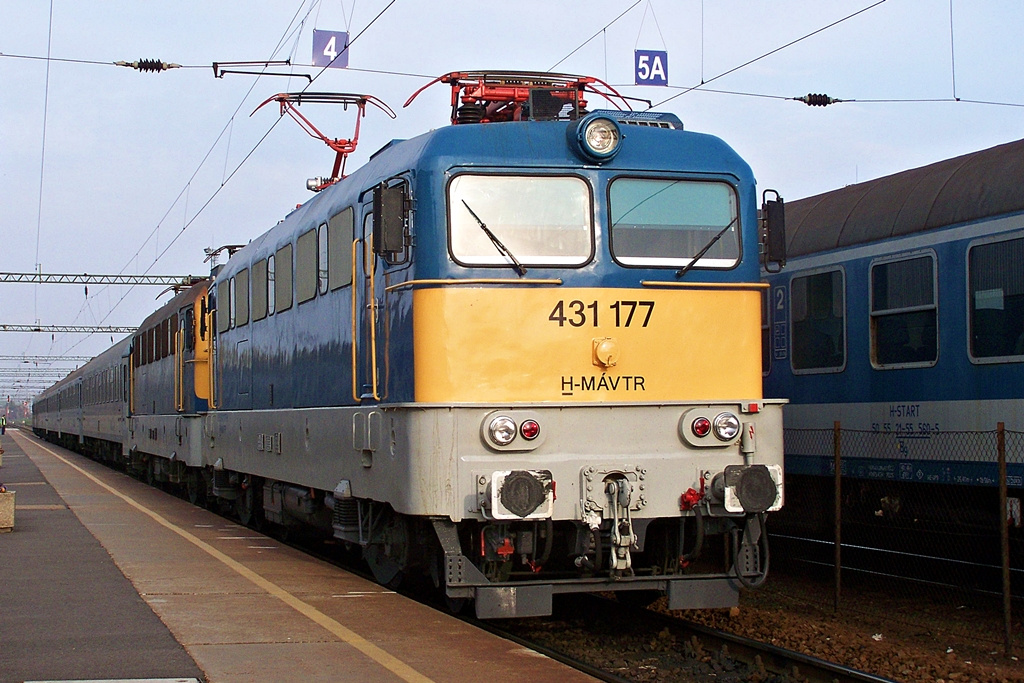 431 177 Dombóvár (2012.11.19).