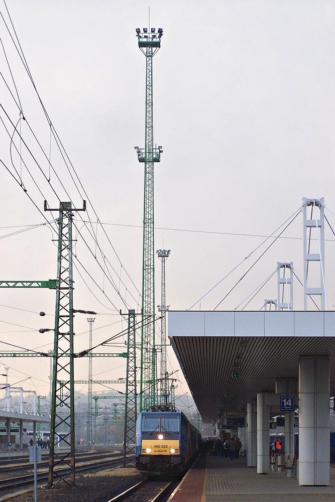 480 025 Kelenföld (2012.11.29).01