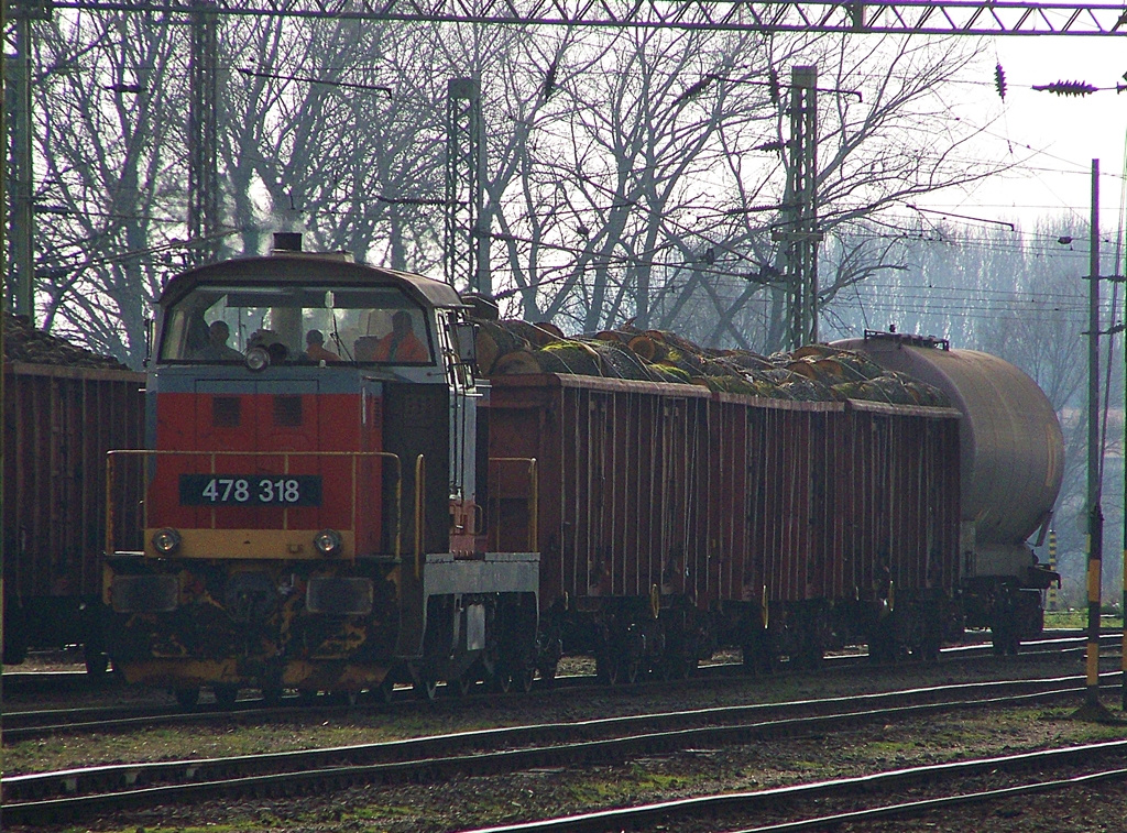 478 318 Dombóvár (2012.12.05).