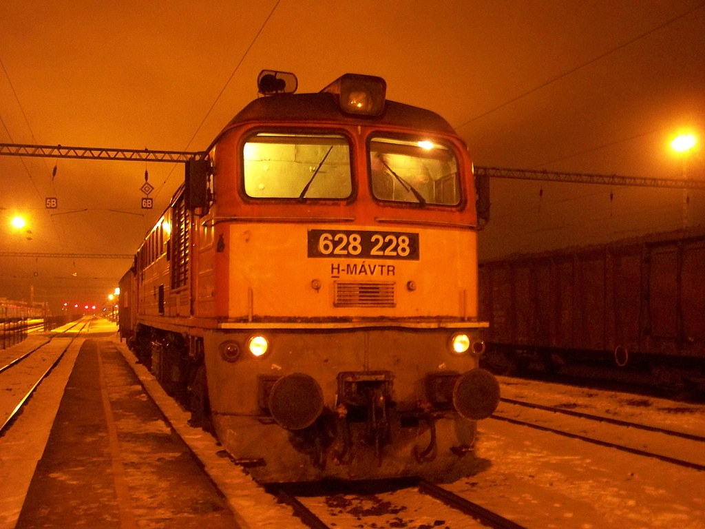 628 228 Dombóvár (2012.12.11).