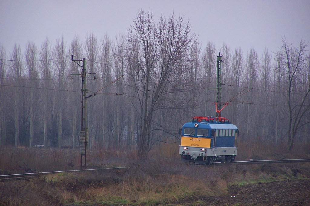 431 119 Dombóvár (2012.12.21).01