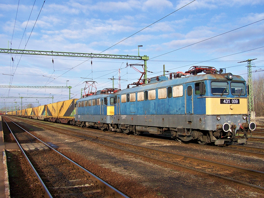 431 009 Kiskunhalas (2013.01.03).