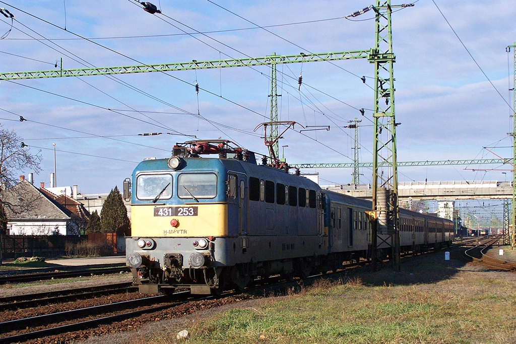 431 253 Kiskunhalas (2013.01.03).