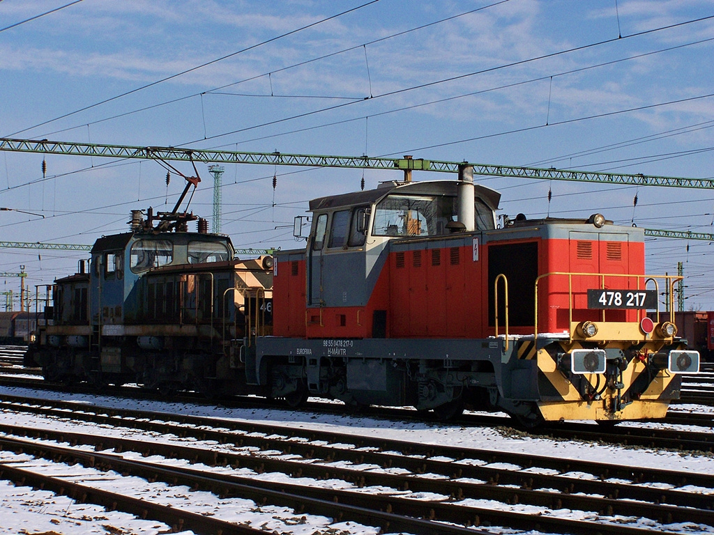 478 217 Dombóvár (2013.02.11).