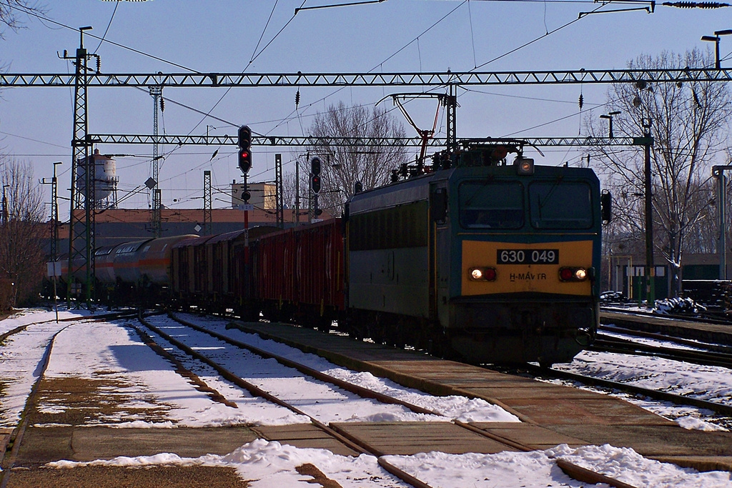 630 049 Dombóvár alsó (2013.02.11).