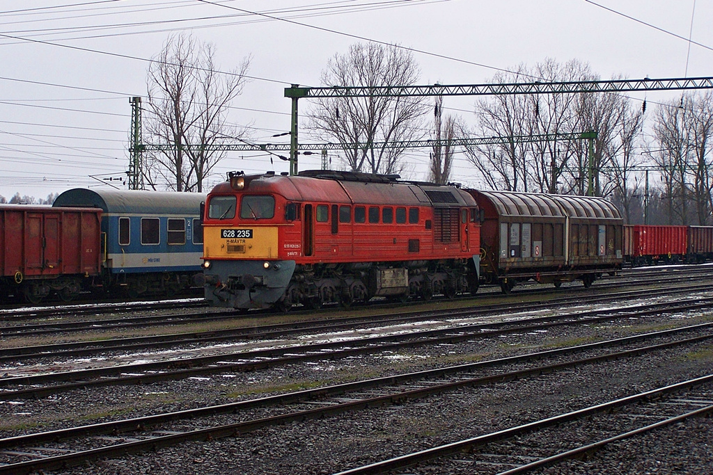 628 235 Dombóvár (2013.02.12).