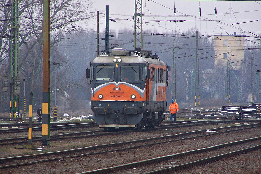 609 007 Dombóvár (2013.02.22).