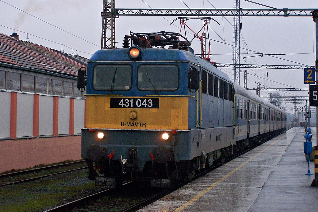 431 043 Dombóvár (2013.02.27).