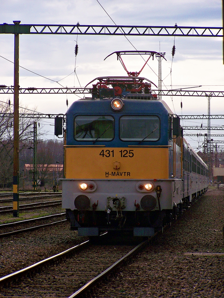 431 125 Dombóvár (2013.03.08).