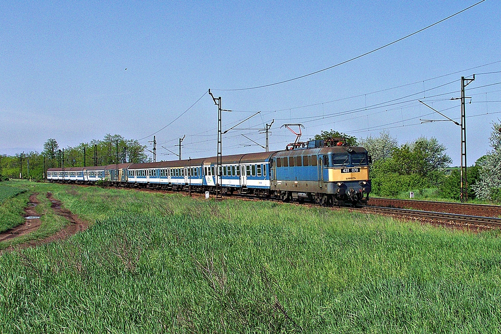 431 070 Szabadbattyán (2013.05.04).