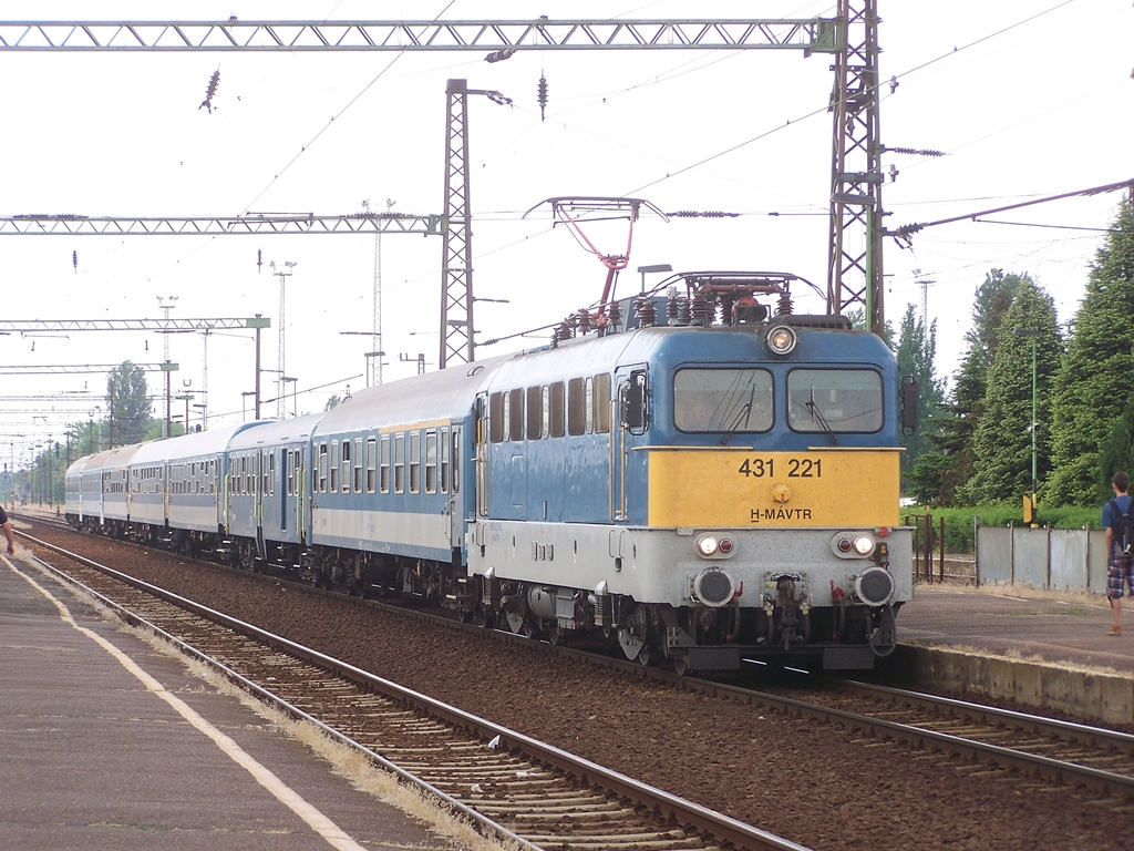 431 221 Kiskunfélegyháza (2013.05.11).