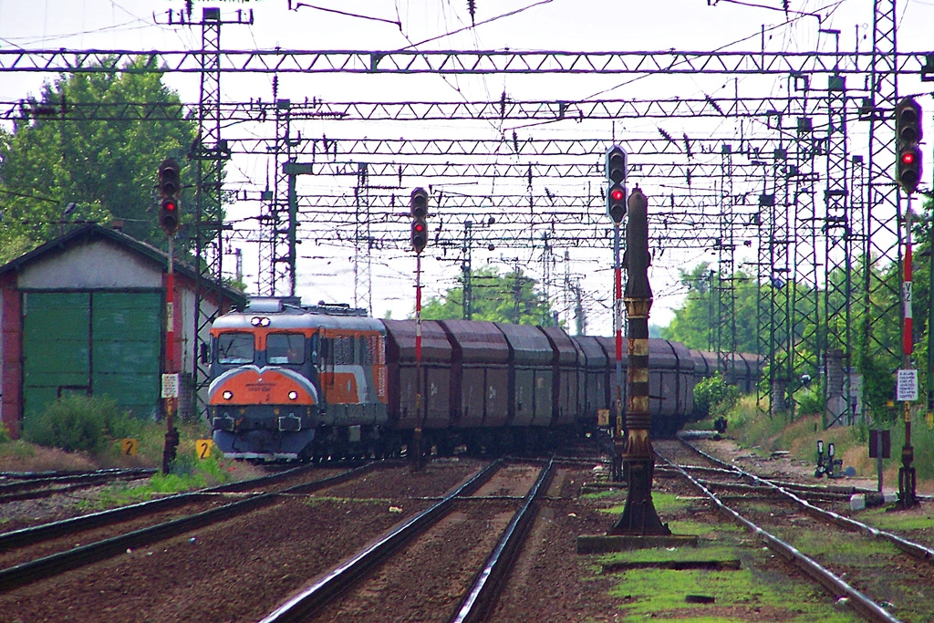 609 006 Pusztaszabolcs (2013.06.15).