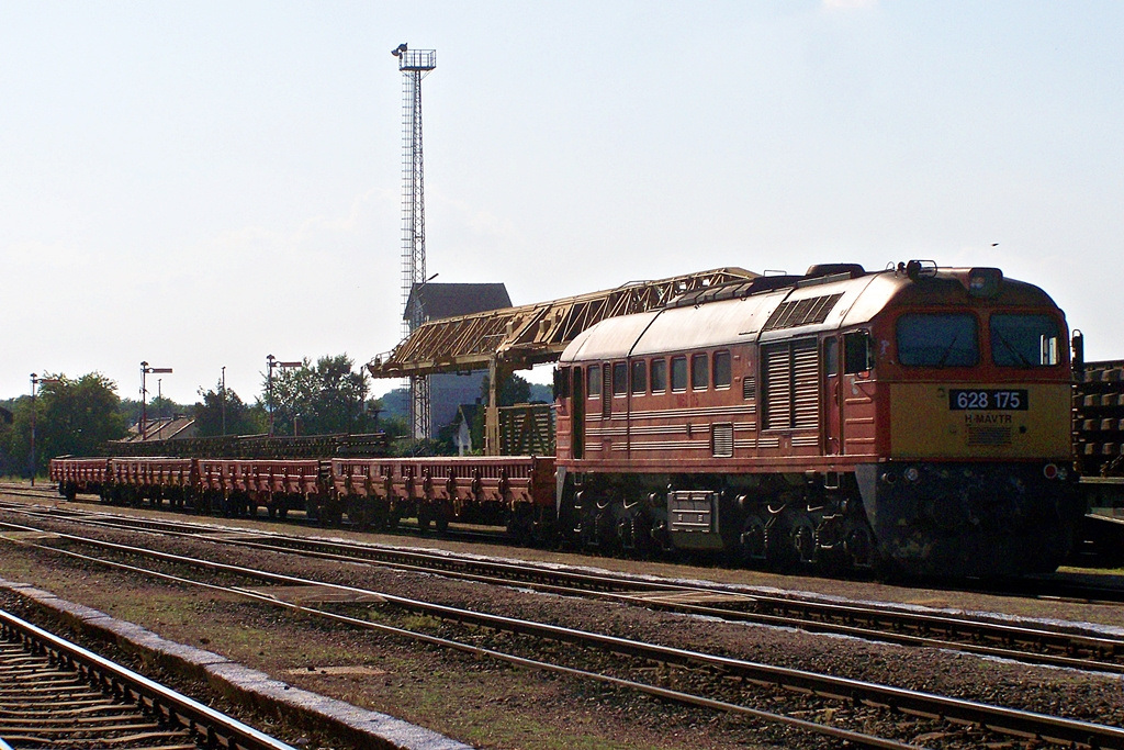 628 175 Bátaszék (2013.06.19)