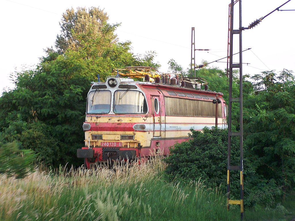 241 120 Dunai-Finomító (2013.06.20).