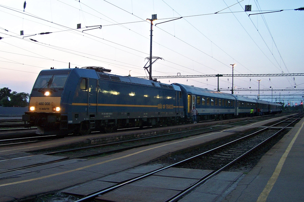 480 008 Sárbogárd (2013.06.20).