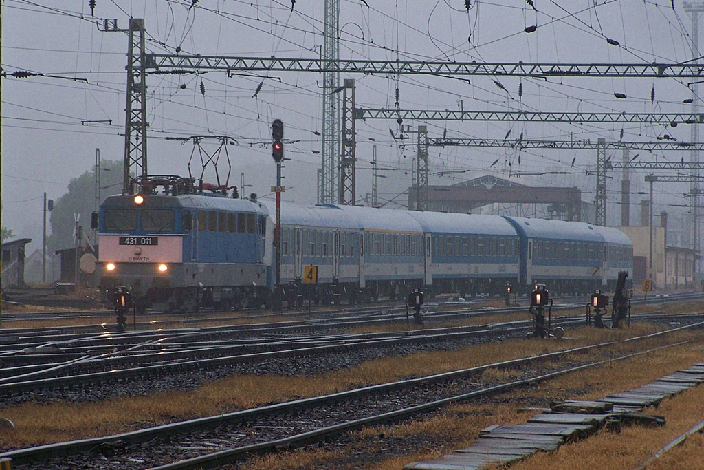 431 011 Dombóvár (2013.08.26).01