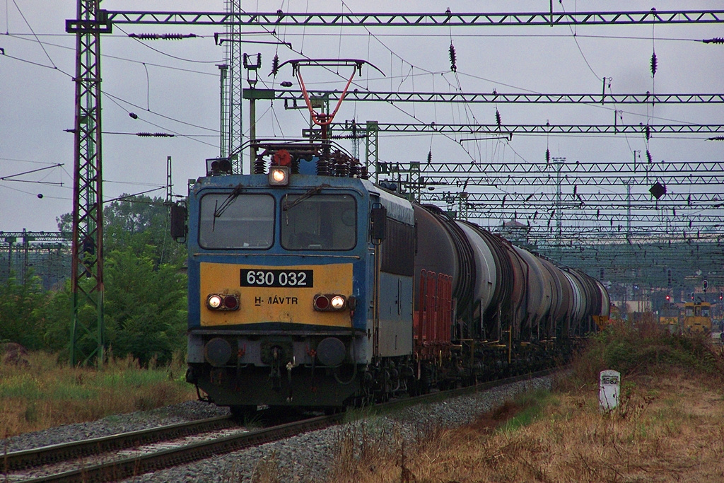 630 032 Dombóvár (2013.08.26).