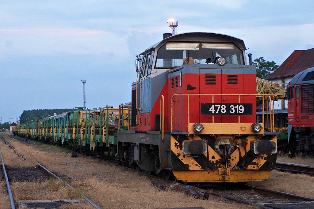 478 319 Bátaszék (2013.08.27).