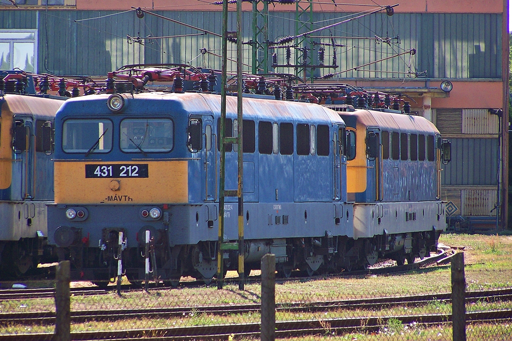 431 212 Dombóvár (2013.09.07).