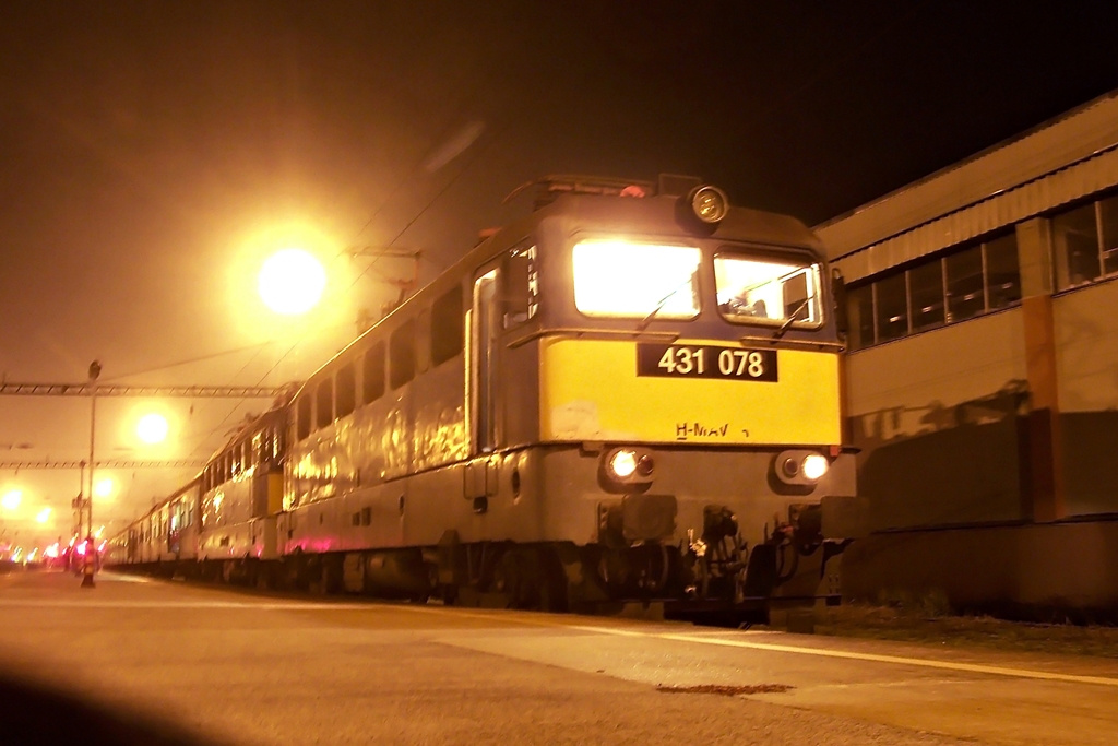 431 078 + 431 148 Dombóvár (2013.10.15)