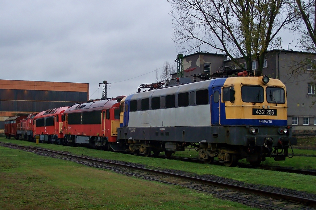 432 256 Dombóvár (2013.11.11).