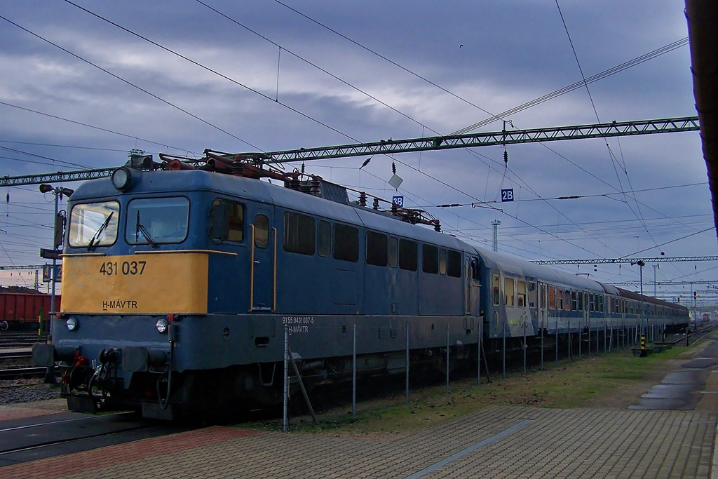 431 037 Dombóvár (2013.11.20).01