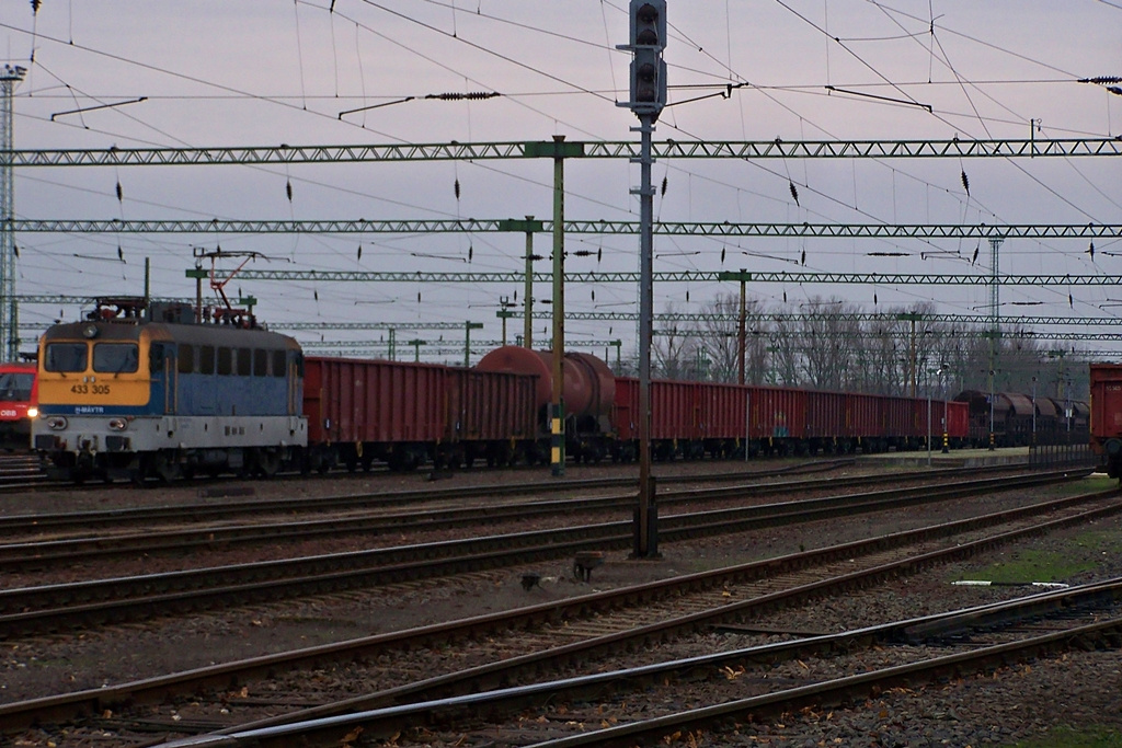 433 305 Dombóvár (2013.11.27).