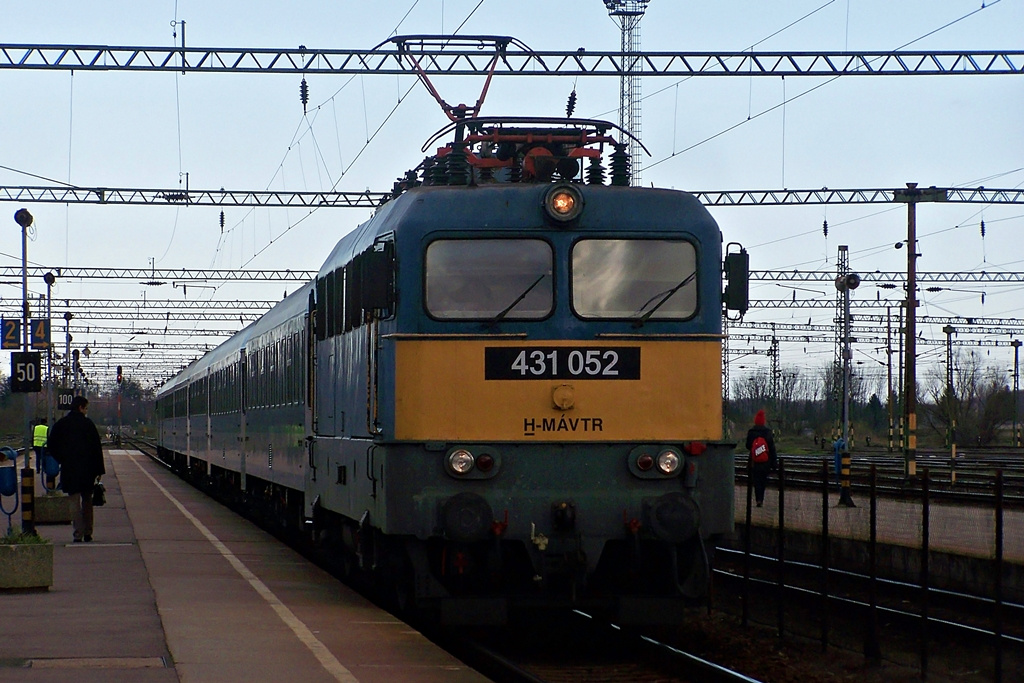 431 052 Dombóvár (2013.12.07).01