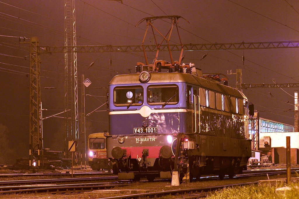 V43 - 1001 Dombóvár (2013.12.22).