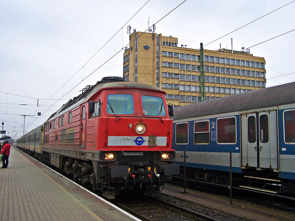 651 002 Pécs (2013.12.26).01