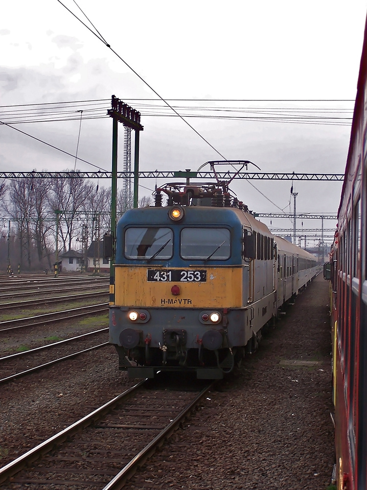 431 253 Dombóvár (2014.02.19)