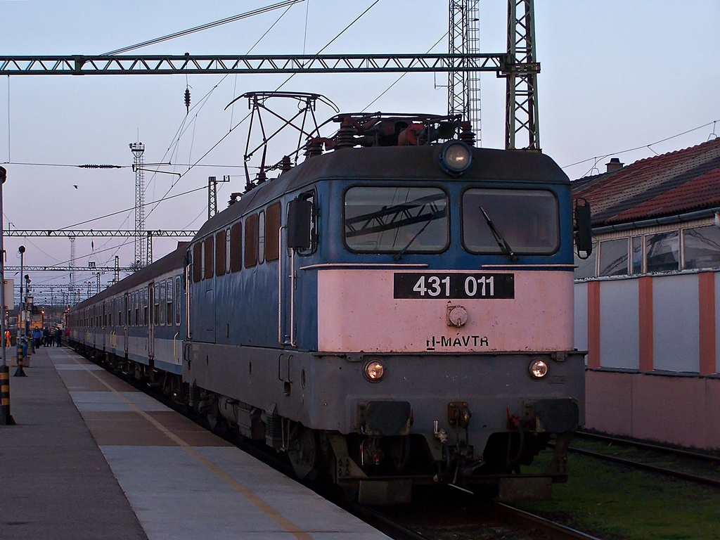 431 011 Dombóvár (2014.03.17).01