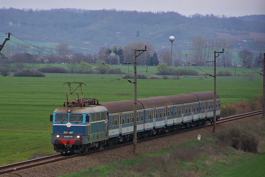 V43 - 1001 Dombóvár (2014.03.24).