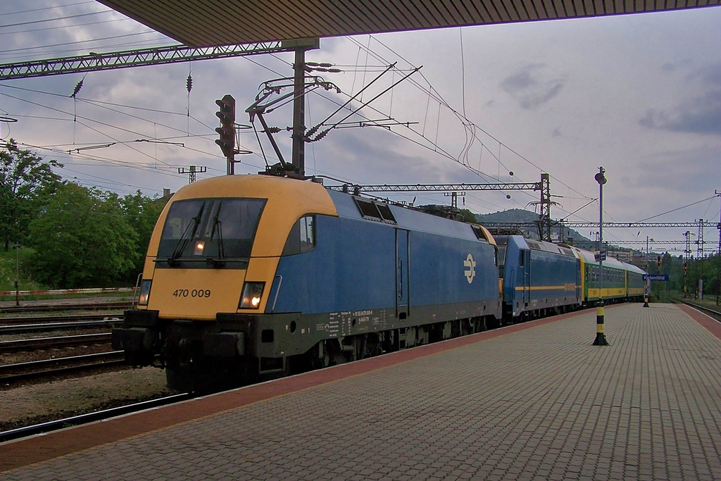 470 009 + 480 023 Kelenföld (2014.05.17).