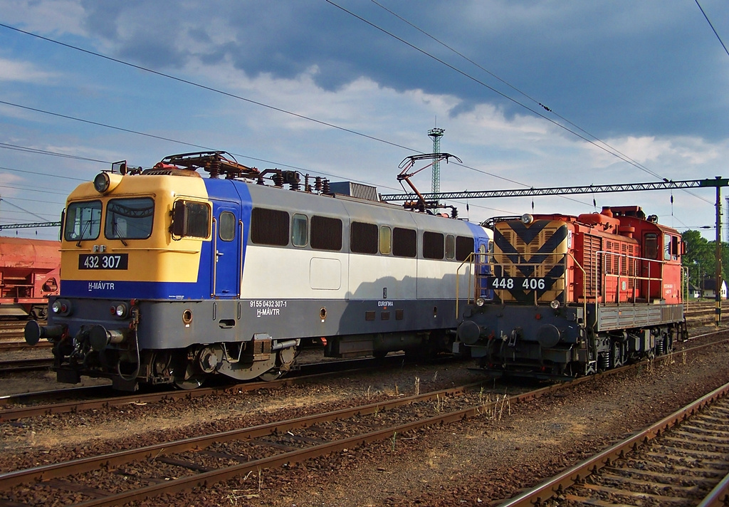 432 307 Dombóvár (2014.06.18).