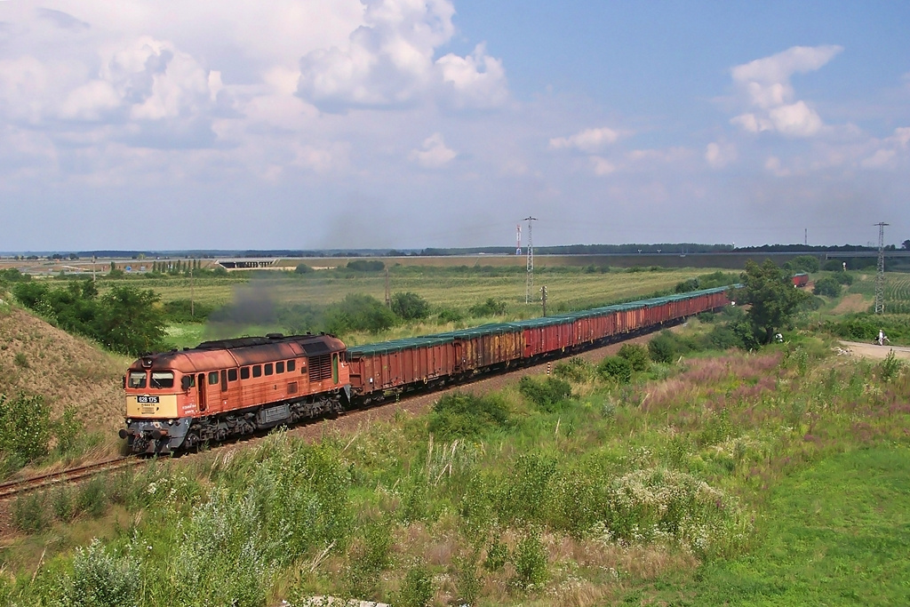 628 175 Bátaszék (2014.07.17).