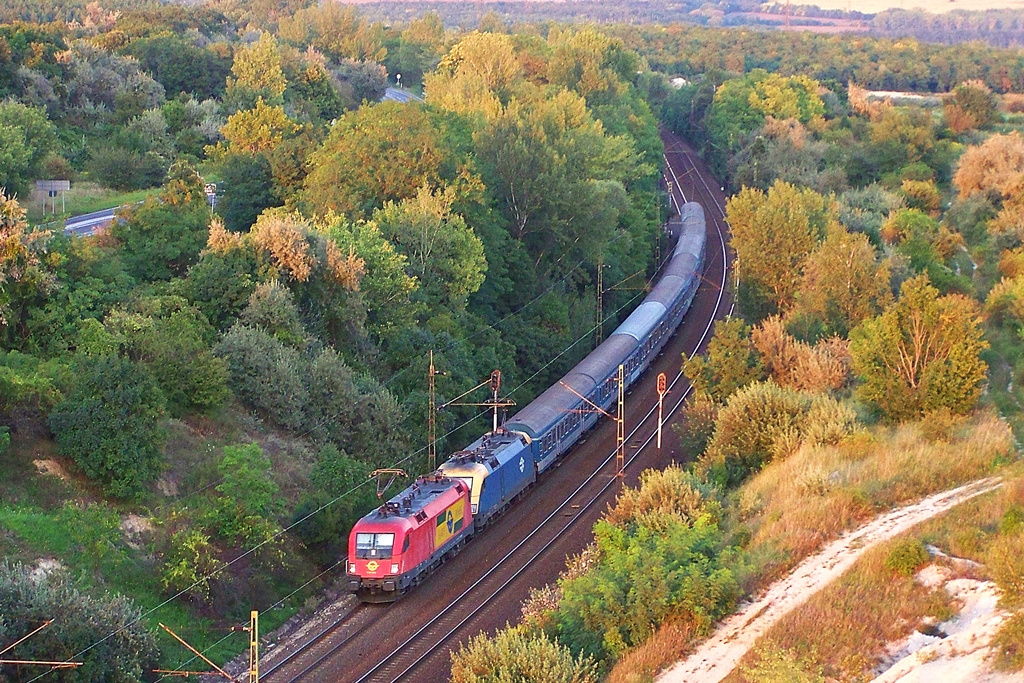 1116 063 + 470 009 Szár (2014.08.22)