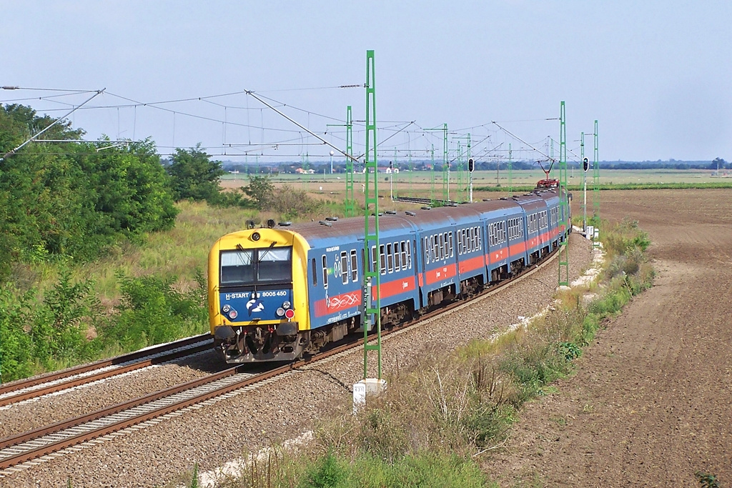 8005 450 Székesfehérvár (2014.08.30).