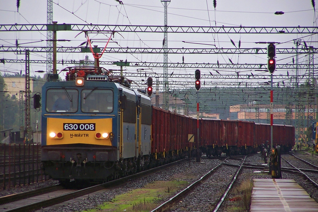 630 008 + 630 006 Dombóvár (2014.09.26).