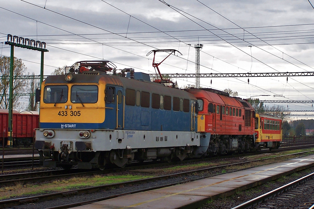 433 305 + 615 215 + 117 226 Dombóvár (2014.10.17)