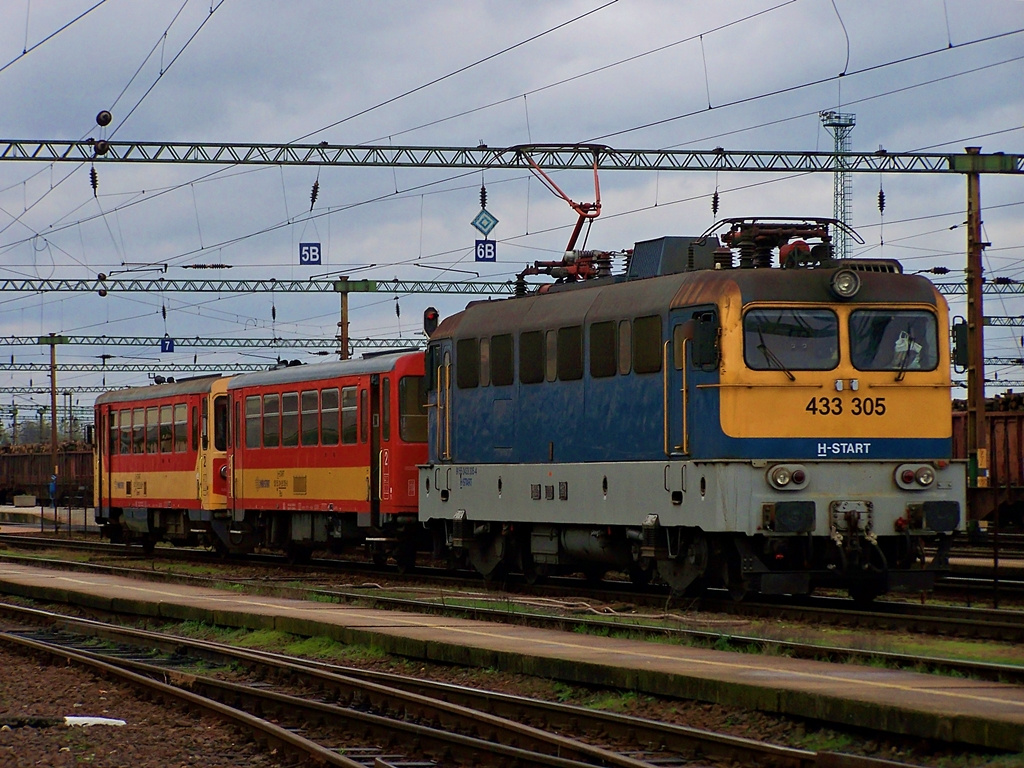 433 305 Dombóvár (2014.10.22).