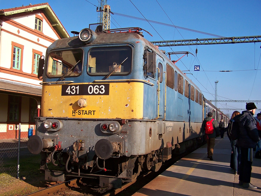 431 063 Dombóvár (2014.11.21).