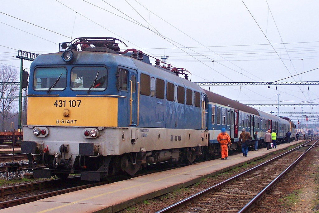 431 107 Dombóvár (2014.11.25).