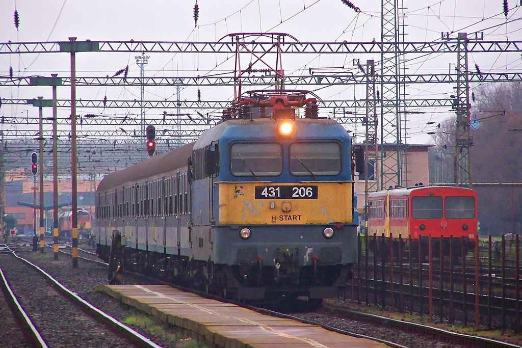 431 206 Dombóvár (2014.12.05).02