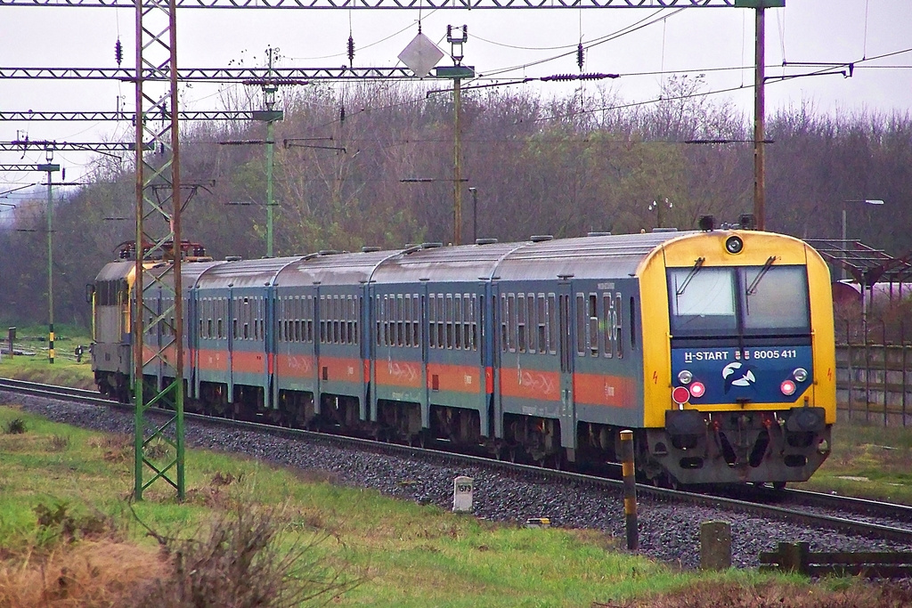 8005 411 Dombóvár (2014.12.06).